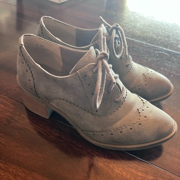 Women's Gray/Olive Oxford Shoes - Picture 3 of 6